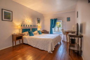 Гостиница Hostellerie des Cèdres  Вильнёв-Де-Ривьер